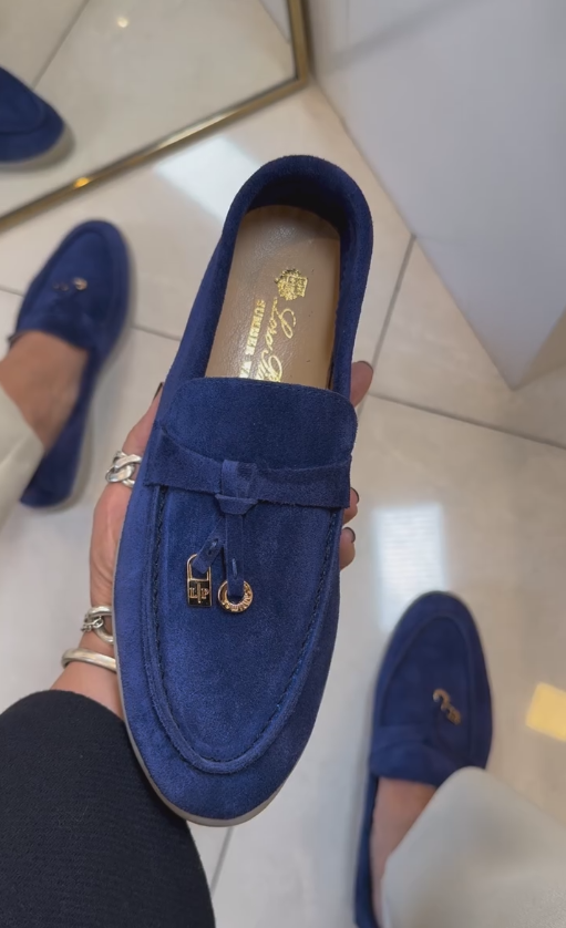 Blue small lock loafers