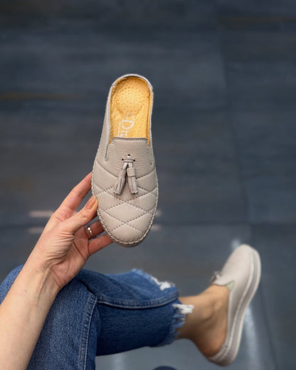 Soft solid color slippers