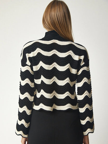 Wool Knit Wave Sweater