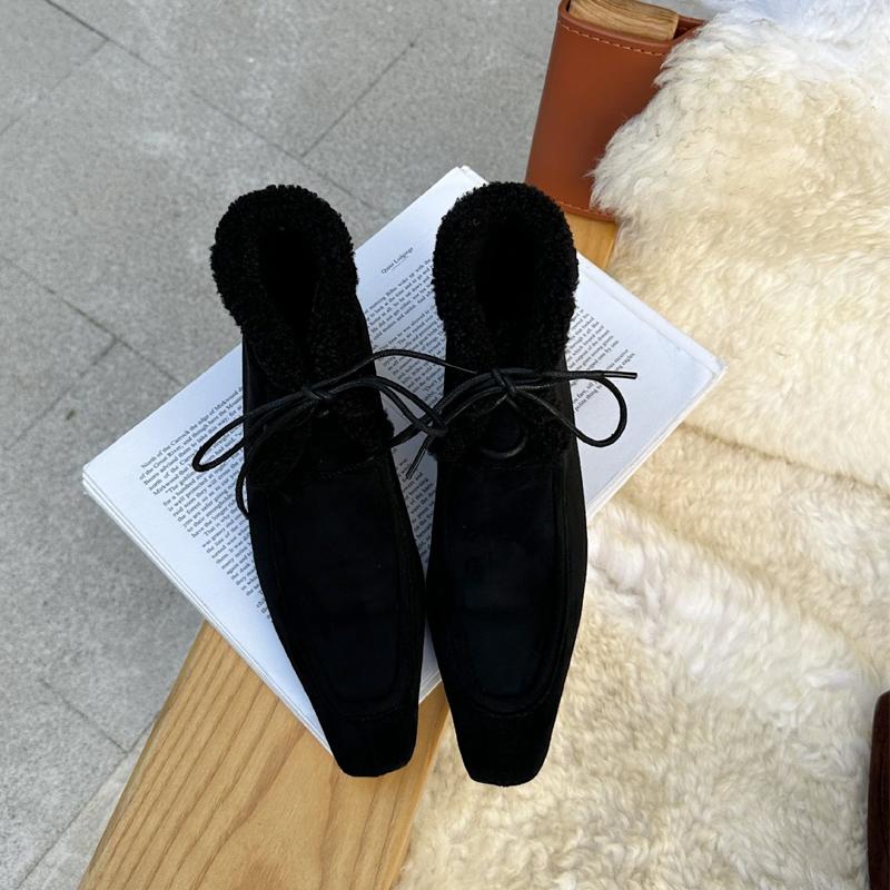 Suede Pointed Toe Wool Women's Boots