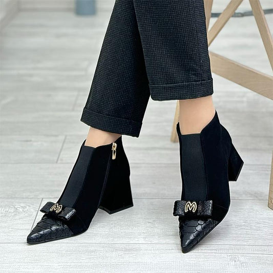 Chic Pointed Toe Soft Leather Ankle Boots