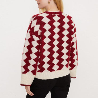 Vertical Zig Zag Jacquard Sweater
