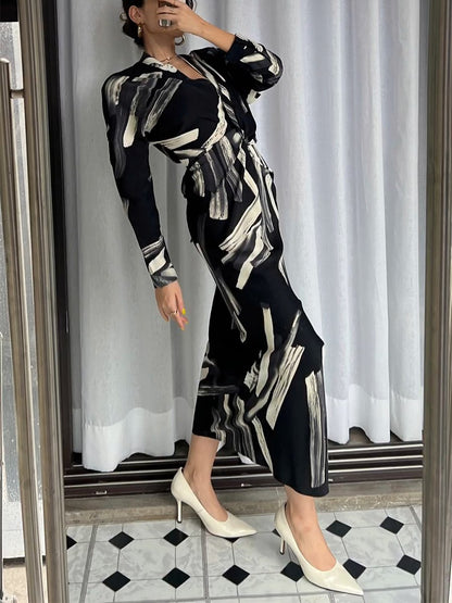 Unique Black&White Print Lace-up Midi Dress