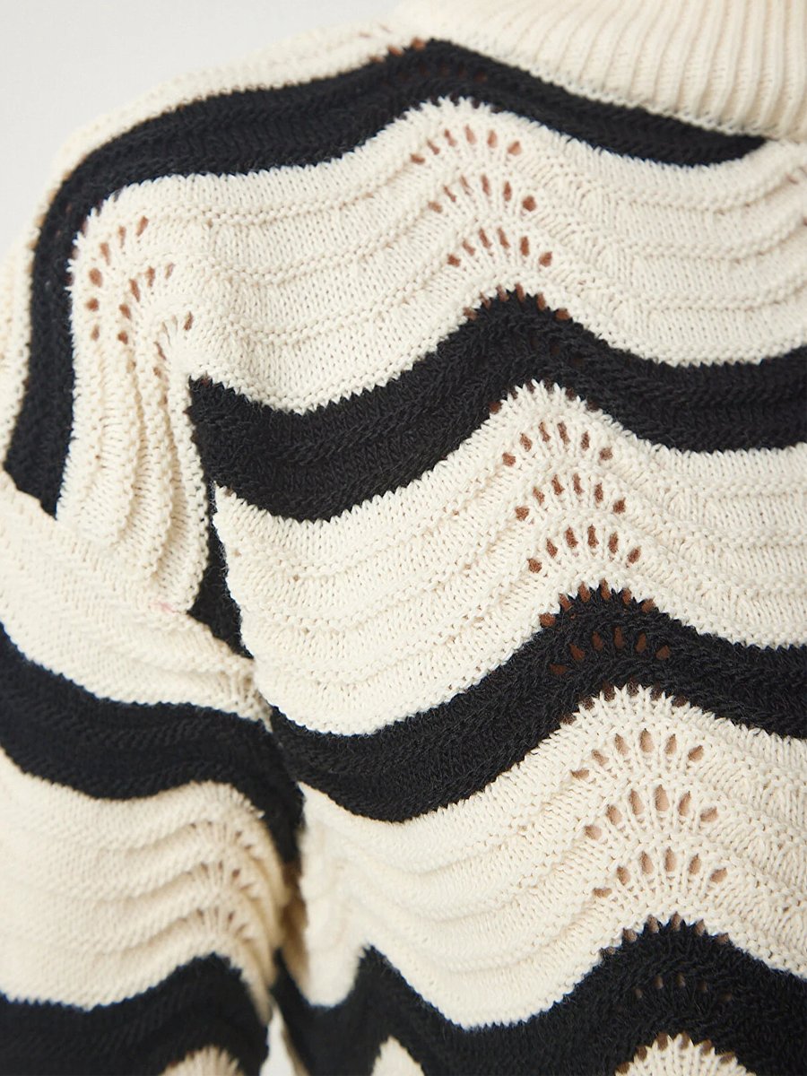 Wool Knit Wave Sweater