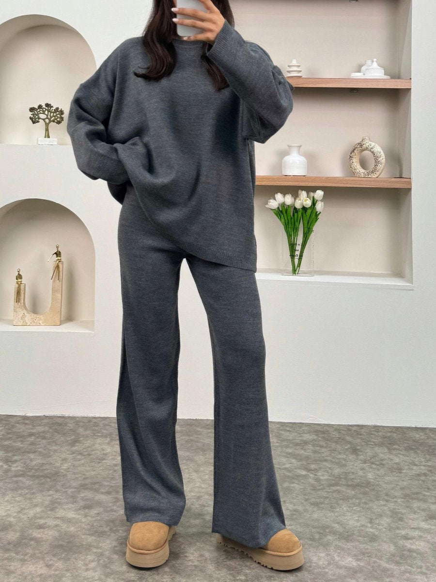 Women's Soft and Comfortable Knitted Suit